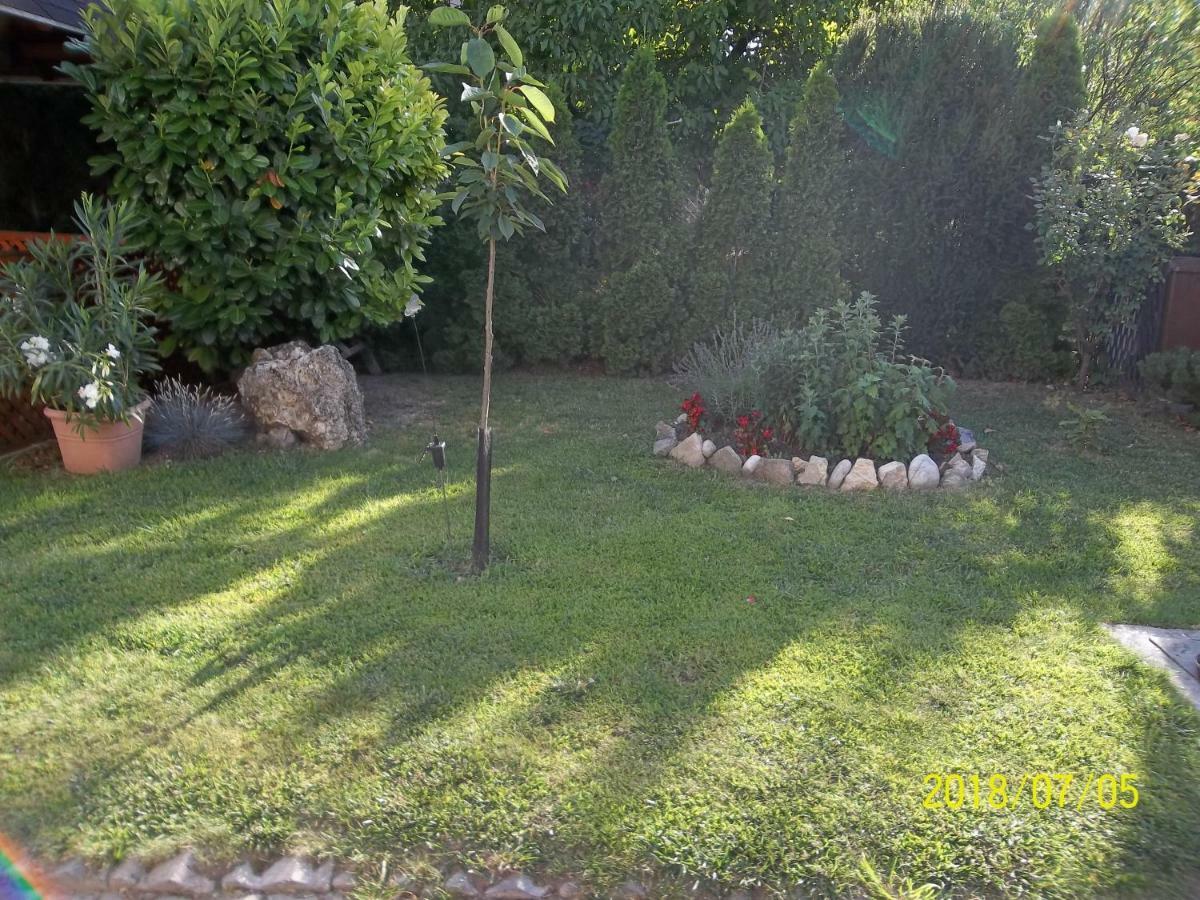 Appartamento Virágos Vendégház Balatonfüred Esterno foto